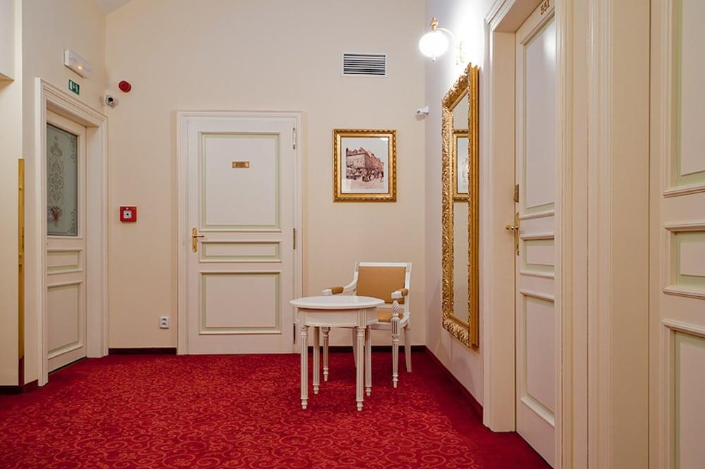 Alqush Downtown Hotel Praga